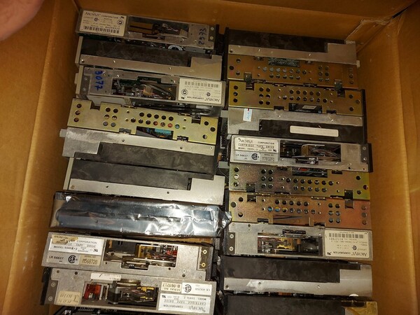 1#5650 Materiale elettrico e componenti elettronici in vendita - foto 100