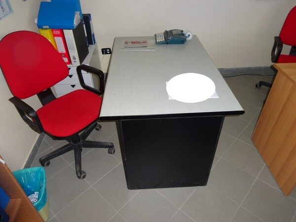 1#5659 Arredo e attrezzatura di ufficio in vendita - foto 12