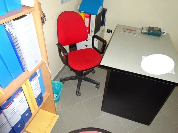 1#5659 Arredo e attrezzatura di ufficio in vendita - foto 14