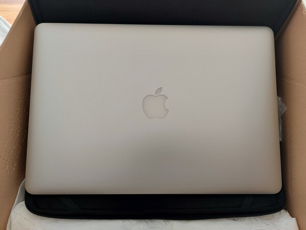3#5660 Mac Book Pro e  IPad Mini in vendita - foto 1