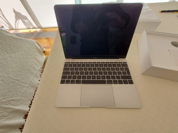 7#5660 Mac Book e tastiera Apple Wireless in vendita - foto 4