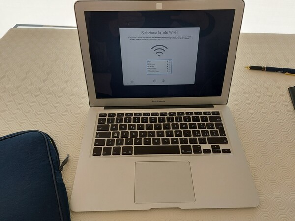 8#5660 Mac Book e Monitor HP in vendita - foto 2
