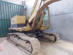 Caterpillar crawler excavator and Krupp demolition hammer - Lote 12 (Subasta 5665)