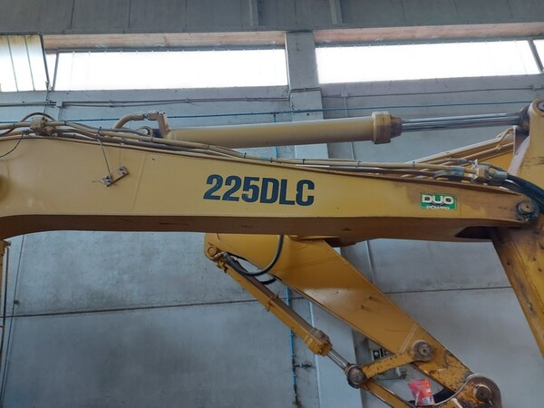 12#5665 Escavatore cingolato Caterpillar e martello demolitore Krupp in vendita - foto 3