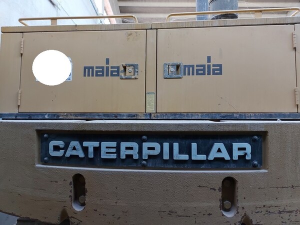 12#5665 Escavatore cingolato Caterpillar e martello demolitore Krupp in vendita - foto 5