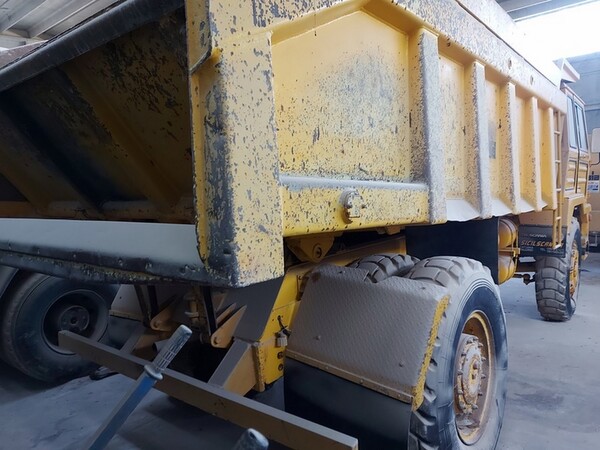 8#5665 Autocarro Perlini in vendita - foto 4