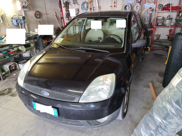 3#5668 Autovettura Ford Fiesta in vendita - foto 3