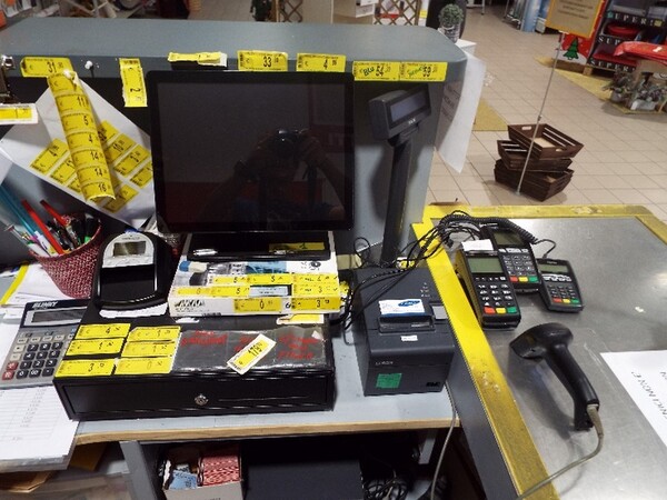11#5672 Attrezzature elettroniche e arredi ufficio in vendita - foto 6