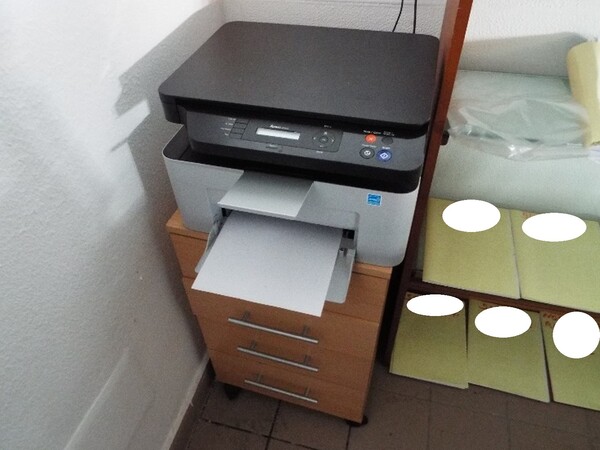 11#5672 Attrezzature elettroniche e arredi ufficio in vendita - foto 22