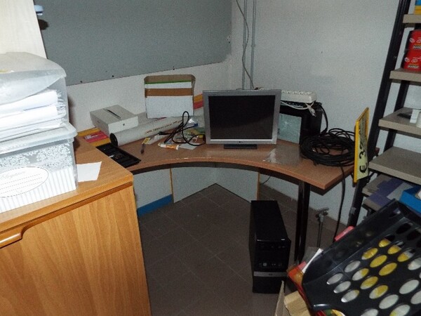 11#5672 Attrezzature elettroniche e arredi ufficio in vendita - foto 25