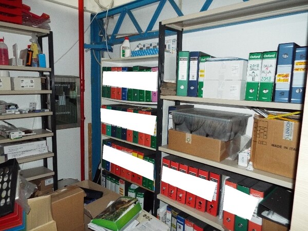 11#5672 Attrezzature elettroniche e arredi ufficio in vendita - foto 26