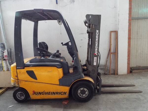 2#5672 Carrello elevatore Jungheinrich in vendita - foto 1