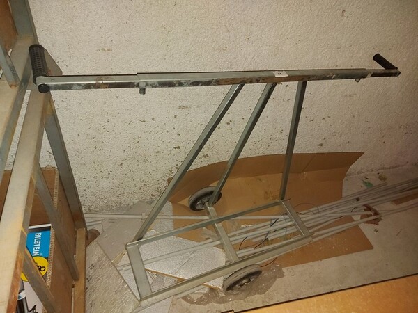 4#5673 Arredi e attrezzature per ufficio in vendita - foto 2