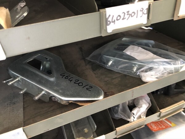 5#5679 Ricambi per carrozzeria in vendita - foto 99