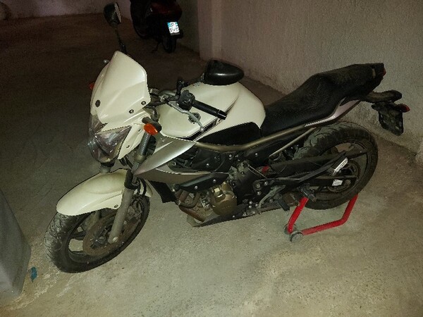 2#5685 Motociclo Yamaha XJ6 in vendita - foto 8