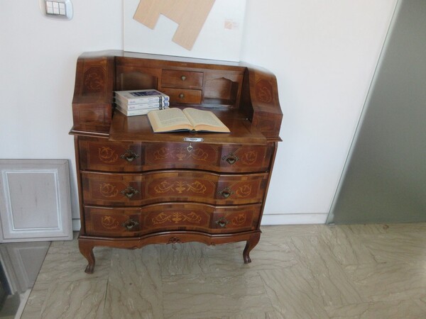 16#5686 Comò classico in legno in vendita - foto 3
