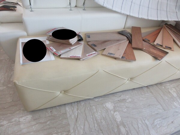 24#5686 Divano Maiellaro e pouf in vendita - foto 1