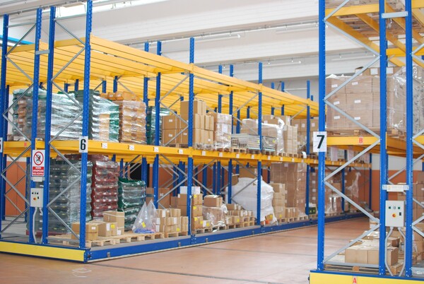 Logistica in vendita