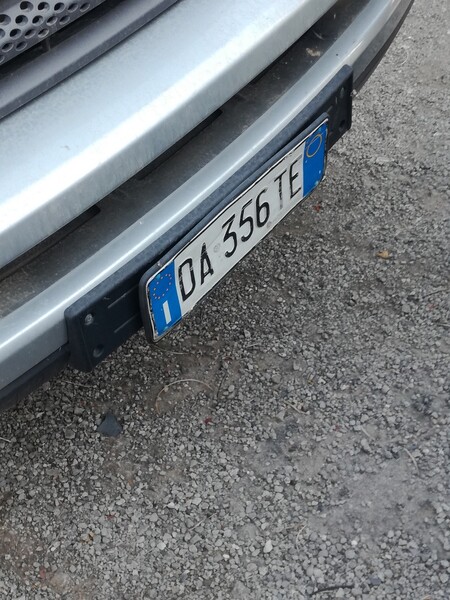 3#5693 Autovettura Land Rover Sport SE in vendita - foto 3