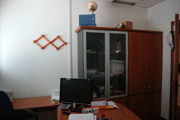 2#5694 Arredo e attrezzature da ufficio in vendita - foto 6