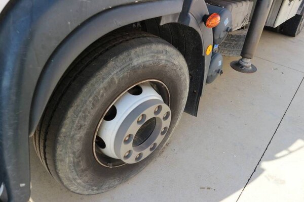20#5694 Autocarro Iveco con Gru in vendita - foto 7