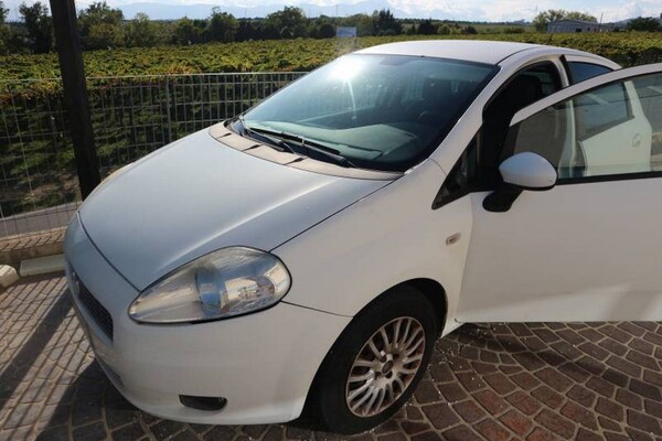 22#5694 Autovettura Punto in vendita - foto 3