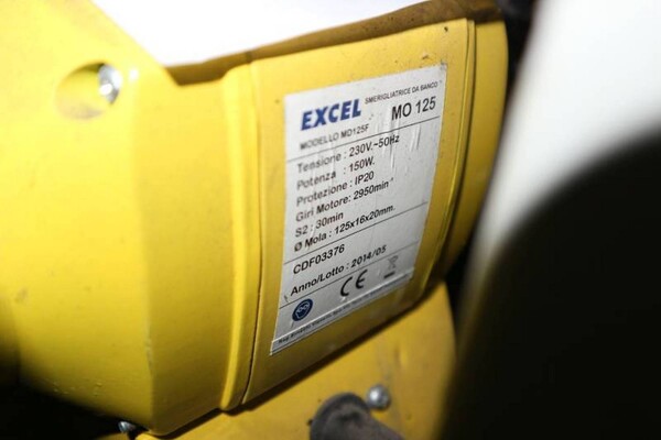 8#5694 Smerigliatrice Excell e paranco in vendita - foto 3