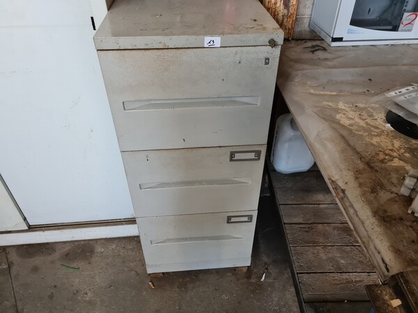 1#5695 Attrezzature e arredi officina in vendita - foto 32