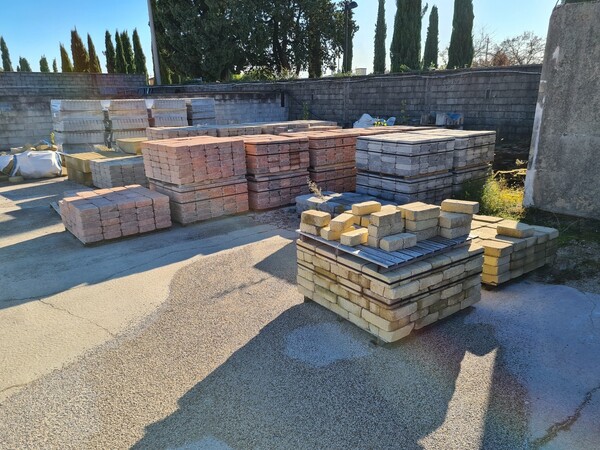14#5695 Materie prime e prodotti finiti in vendita - foto 5