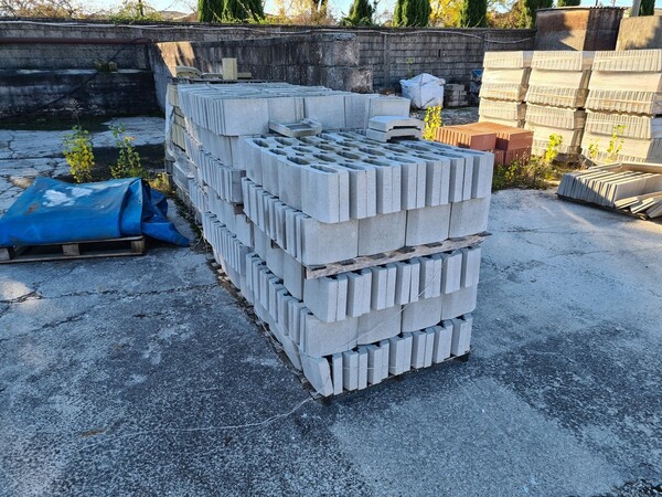 14#5695 Materie prime e prodotti finiti in vendita - foto 9