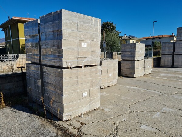 14#5695 Materie prime e prodotti finiti in vendita - foto 48
