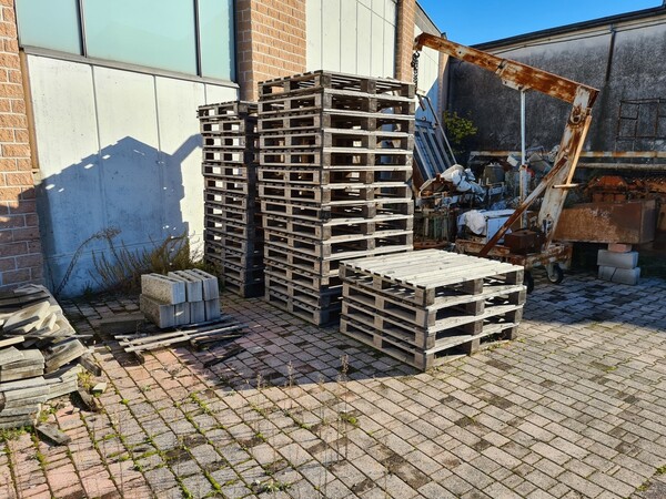 14#5695 Materie prime e prodotti finiti in vendita - foto 56