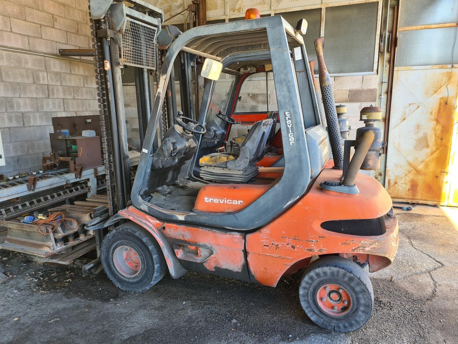 Lot Linde H30 forklift