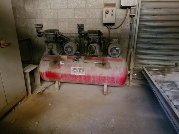 7#5695 Cisterna per gasolio Righetto e e sega Tonello in vendita - foto 31