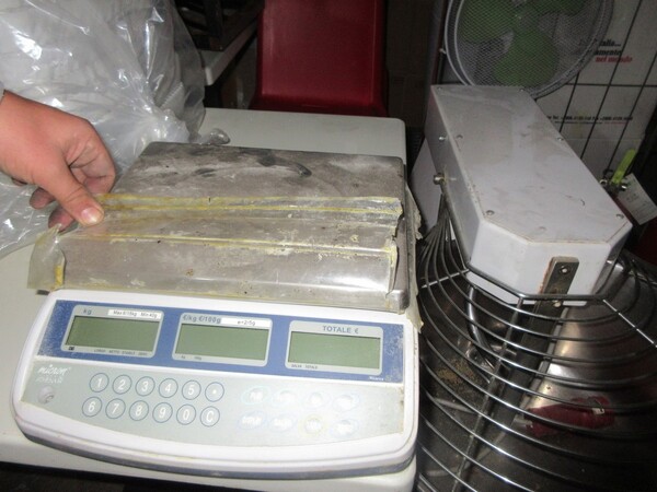 1#5700 Arredamento e attrezzatura per pizzeria in vendita - foto 17
