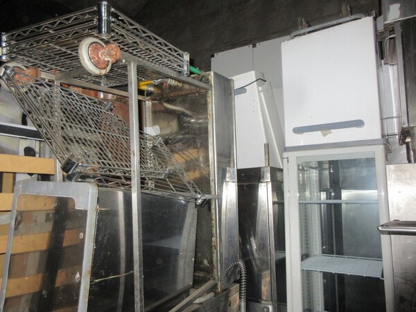 1#5700 Arredamento e attrezzatura per pizzeria in vendita - foto 19