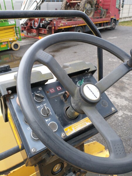 13#5701 Rullo compattatore Dynapac CC102 in vendita - foto 9
