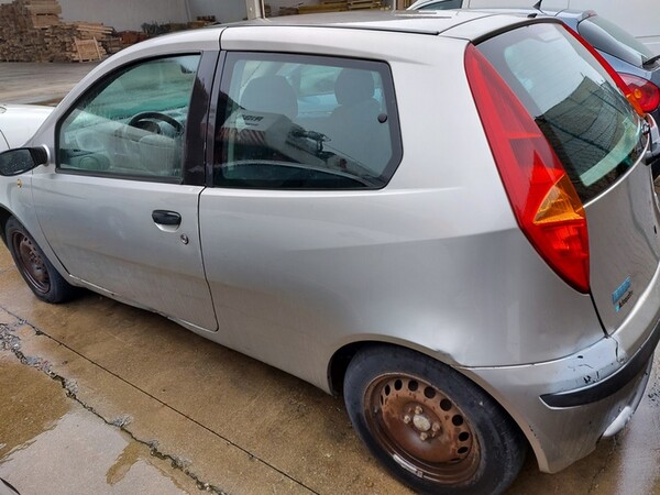 6#5704 Automobile Fiat Punto in vendita - foto 9