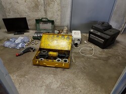 Attrezzature edili e elettroniche - Lotto 0 (Asta 5705)