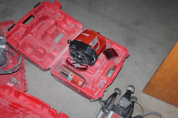 20#5709 Laser e demolitore Hilti in vendita - foto 2