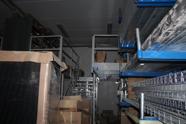Logistica in vendita