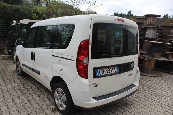34#5709 Autocarro Fiat Doblò in vendita - foto 1