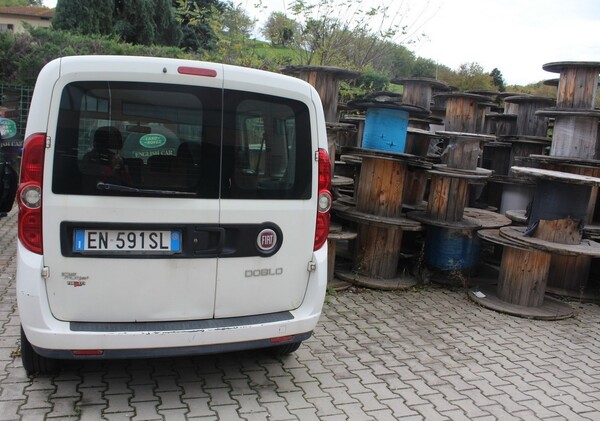 34#5709 Autocarro Fiat Doblò in vendita - foto 2