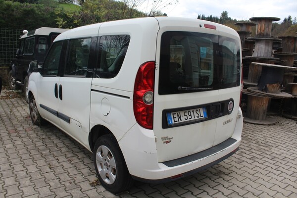 34#5709 Autocarro Fiat Doblò in vendita - foto 4