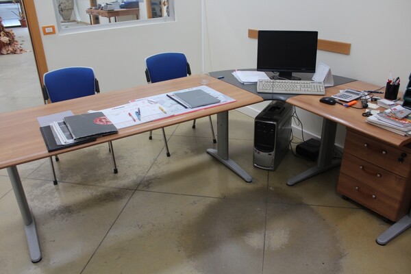 5#5709 Arredamento e attrezzatura da ufficio in vendita - foto 11