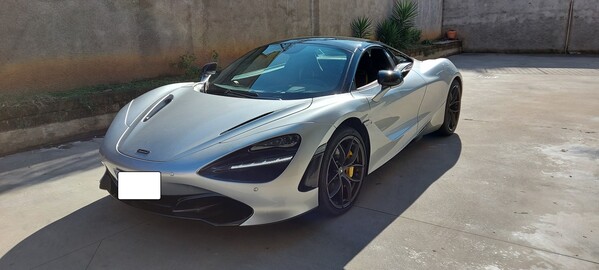 1#5711 McLaren 720S Spider in vendita - foto 1