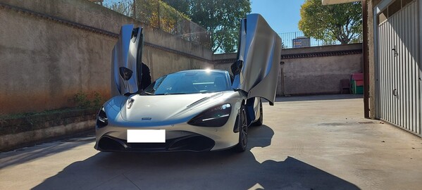 1#5711 McLaren 720S Spider in vendita - foto 18
