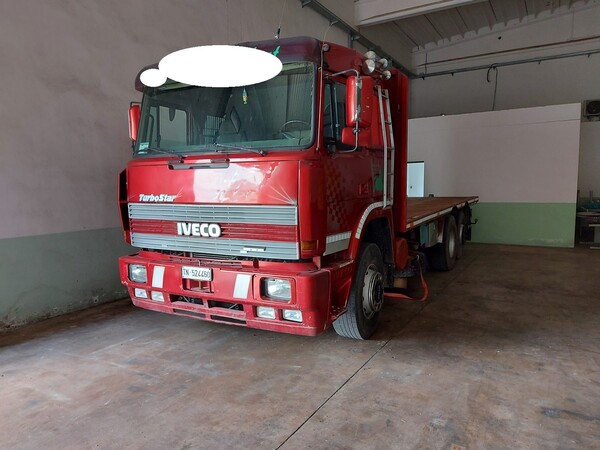 Autocarri in vendita