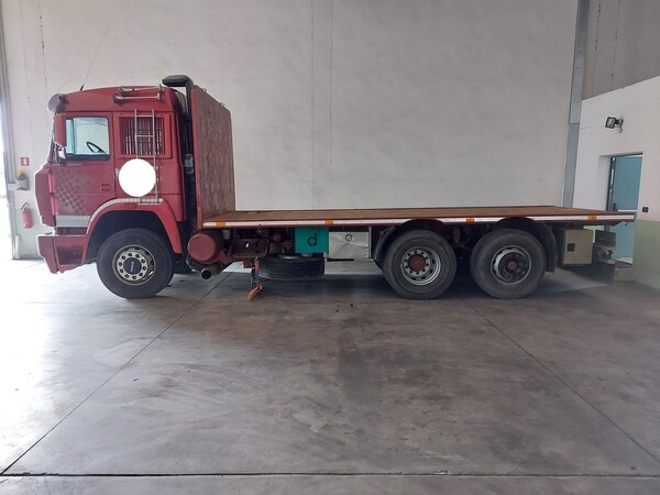 26#5715 Autocarro Iveco in vendita - foto 4