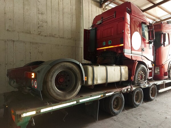29#5715 Trattore stradale Iveco Magirus in vendita - foto 4